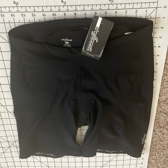 shebeest Pants - Shebeest tri collection shorts, size 1x